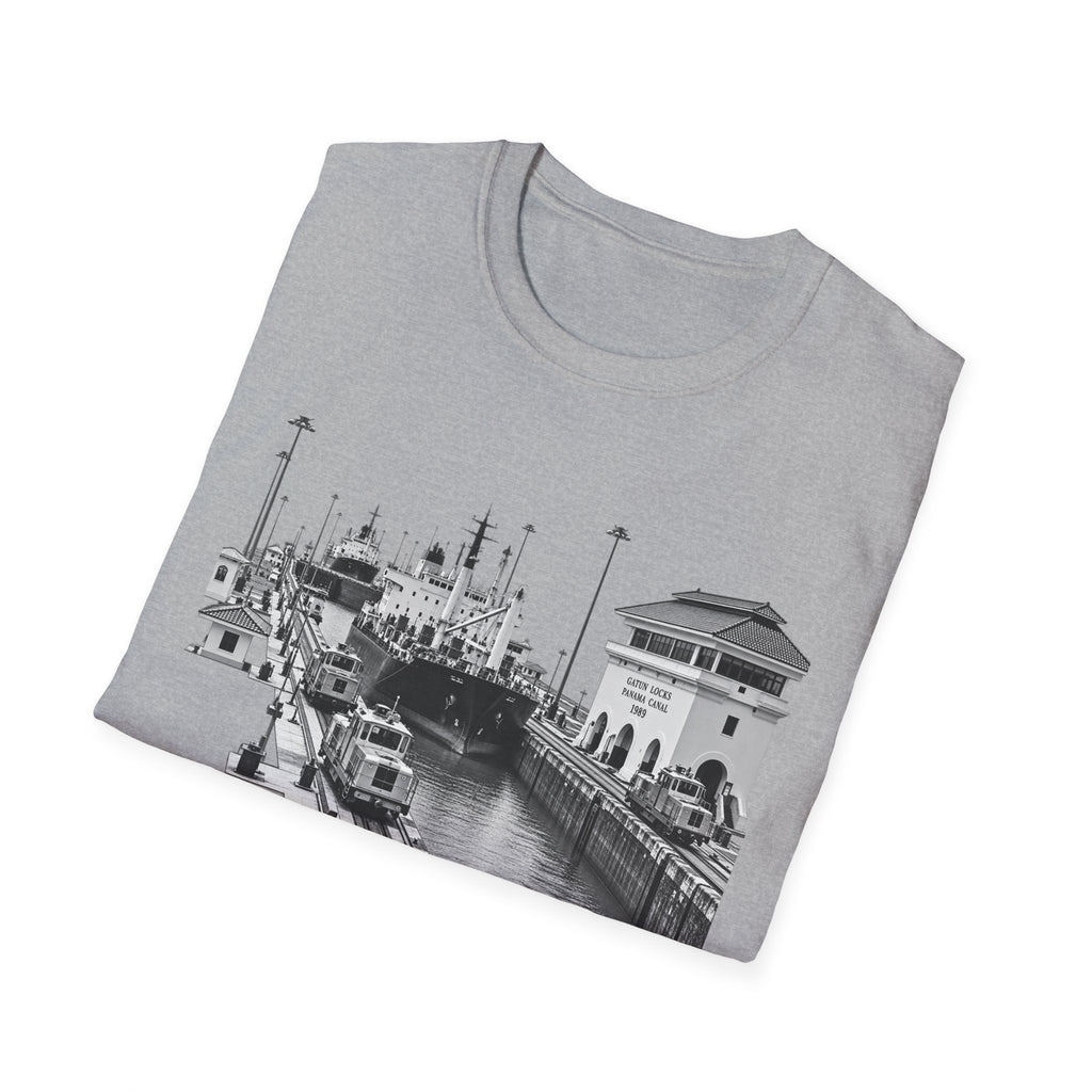 Gatun Locks Panama Canal Black & White Photo T-Shirt
