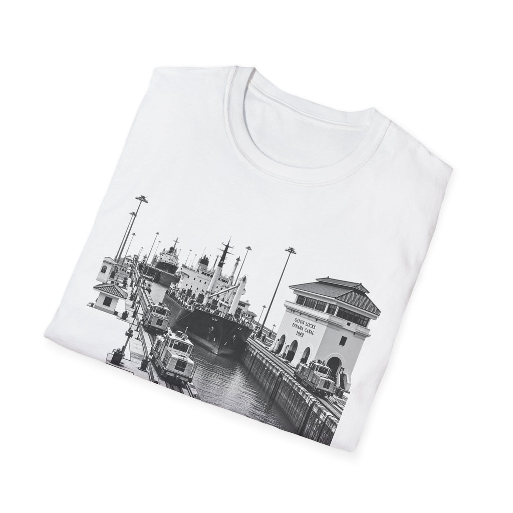 Gatun Locks Panama Canal Black & White Photo T-Shirt